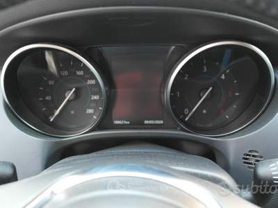 Jaguar F-Pace V6 300 CV AWD aut. Prestige usata FERRARA