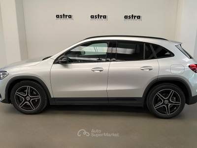Mercedes-Benz GLA 200 Premium auto Argento usata Arona