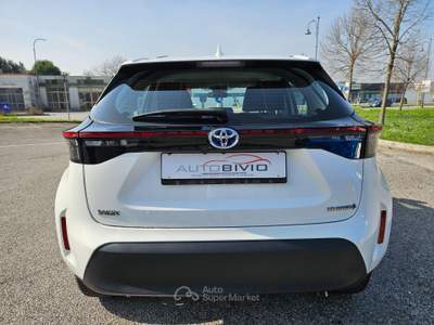 Toyota Yaris Cross 1.5h Active Eco fwd e-cvt Bianco usata San Stino di Livenza