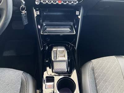 Peugeot 2008 S&S EAT8 Allure Nero usata San Felice a Cancello