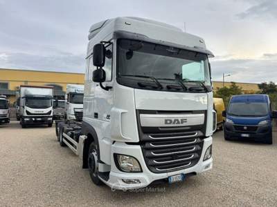 Daf CF 85 XF510 E6 3 ASSI A TELAIO Bianco usata Pontecagnano Faiano