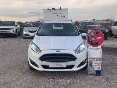 Ford Fiesta 5 porte Titanium Bianco usata Sant'Anastasia
