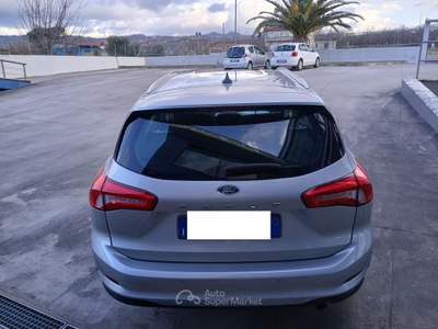Ford Focus Ford Focus SW 1.5 ecoblue Business s PROMO FINANZIAMENTO Argento usata SAN MARTINO VALLE CAUDINA