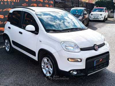 Fiat Panda 1.0 HYBRID CITY LIFE CAMERA DAB CLIMATRONIC BLUET Bianco usata Roma