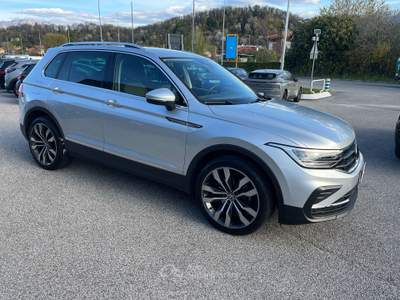 Volkswagen Tiguan Tiguan  2.0 tdi Life 150cv dsg Argento usata Buja