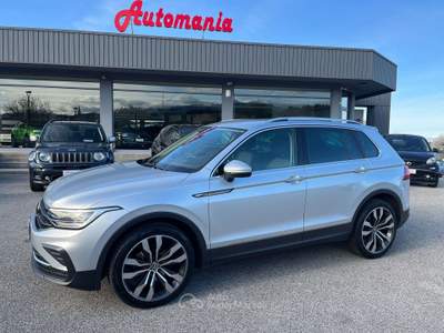 Volkswagen Tiguan Tiguan  2.0 tdi Life 150cv dsg Argento usata Buja