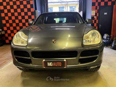 Porsche Cayenne Cayenne I 2004 3.2 TIPTRONIC PELLE AUT. TETTO Argento usata Sesto San Giovanni