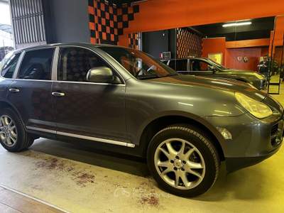 Porsche Cayenne Cayenne I 2004 3.2 TIPTRONIC PELLE AUT. TETTO Argento usata Sesto San Giovanni