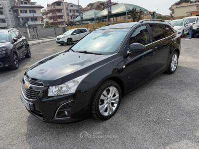 Chevrolet Cruze STATION WAGON 1.7D 131CV Nero usata giugliano in campania