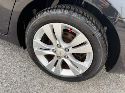 Chevrolet Cruze STATION WAGON 1.7D 131CV Nero usata giugliano in campania
