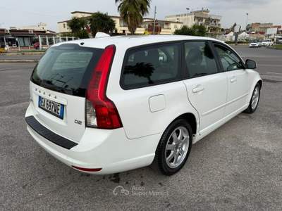 Volvo V50 D2 STATION WAGON 1.6DIESEL 115CV Bianco usata giugliano in campania