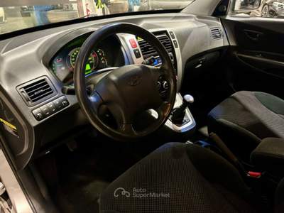 Hyundai Tucson 2.0 CRDi VGT Dynamic *NEOPATENTATI*UNIPRO* Argento usata Cassina de' Pecchi