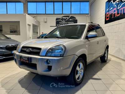 Hyundai Tucson 2.0 CRDi VGT Dynamic *NEOPATENTATI*UNIPRO* Argento usata Cassina de' Pecchi