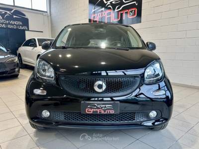 Smart ForFour 70 1.0 twinamic Passion *NEOPATENTATI* Nero usata Cassina de' Pecchi