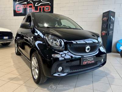 Smart ForFour 70 1.0 twinamic Passion *NEOPATENTATI* Nero usata Cassina de' Pecchi