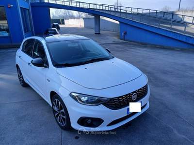 Fiat Tipo Fiat Tipo Tipo 5p 1.4 Lounge 95cv Bianco usata SAN MARTINO VALLE CAUDINA