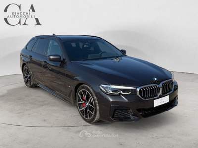 BMW Serie 5 530d Futura d Touring mhev 48V xdrive Msport auto usata Rovigo