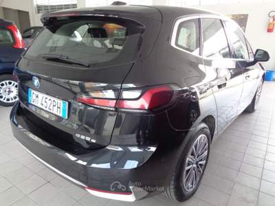 BMW Serie 5 525tds 2er Active Tourer 225e xDrive LUXURY Nero usata Torino