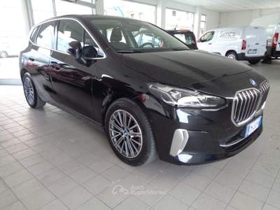 BMW Serie 5 525tds 2er Active Tourer 225e xDrive LUXURY Nero usata Torino