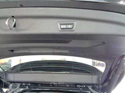 BMW Serie 5 525tds 2er Active Tourer 225e xDrive LUXURY Nero usata Torino