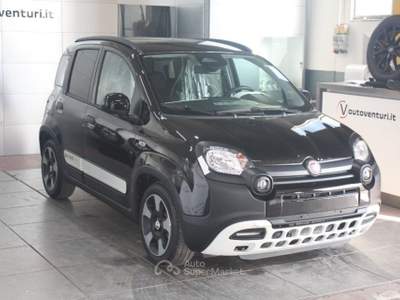 Fiat Pandina 1.0 65 CV Hybrid Cross Nero usata Civita Castellana
