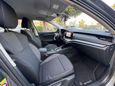 Skoda Octavia EVO SCR 150 CV DSG Wagon Sportline Grigio usata San Lazzaro di Savena