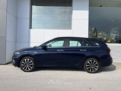 Fiat Tipo 1.6 Mjt S&S DCT SW Lounge Blu/Azzurro usata Borgo San Dalmazzo