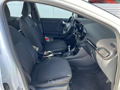 Ford Puma 1.0 EcoBoost 95 CV S&S Connect Bianco usata Borgo San Dalmazzo
