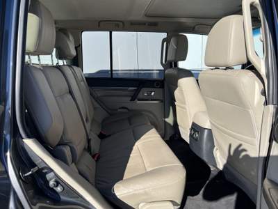 Mitsubishi Pajero 3.2 DI-D 190cv Autom. Instyle Nero usata Borgo San Dalmazzo