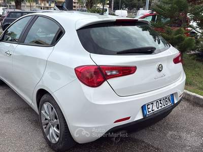 Alfa Romeo Giulietta ALFA ROMEO GIULIETTA 1,4 GPL 120 CV DISTINCTIVE 5P Bianco usata Giulianova