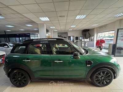 MINI Cooper D Countryman 2.0 Hype FULL FULL OPTIONAL PERFETTA Verde usata Viareggio