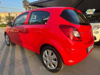 Opel Corsa 1.3 MULTIJET 2009 - EURO 4 Rosso usata Terlizzi