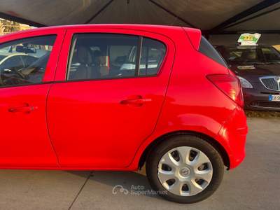 Opel Corsa 1.3 MULTIJET 2009 - EURO 4 Rosso usata Terlizzi