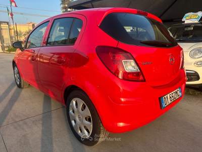 Opel Corsa 1.3 MULTIJET 2009 - EURO 4 Rosso usata Terlizzi