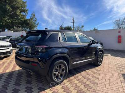 Jeep Avenger 100 CV MHEV Longitude Nero usata Sannicola