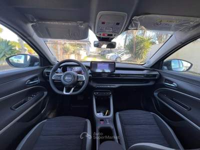 Jeep Avenger 100 CV MHEV Longitude Nero usata Sannicola