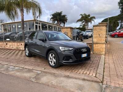 Audi Q3 40 TDI quattro S tronic line edition Grigio usata Sannicola