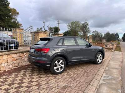 Audi Q3 40 TDI quattro S tronic line edition Grigio usata Sannicola