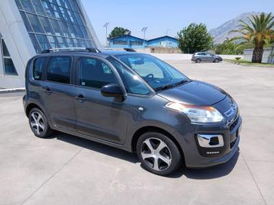 Citroen C3 Picasso Citroen C3 Picasso 1.6 bluehdi Feel edition 100cv Grigio usata SAN MARTINO VALLE CAUDINA