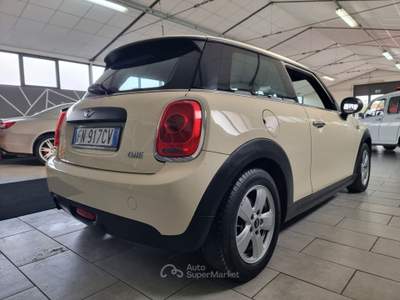 MINI One Neopatentati Beige usata larciano