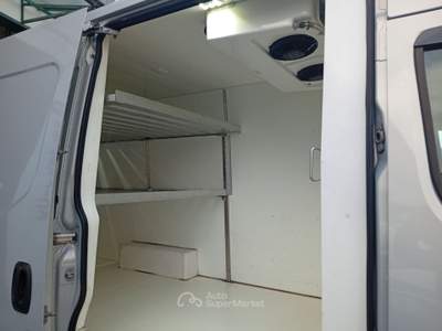Iveco Daily furgone frigo 0/4 gradi Argento usata Mede