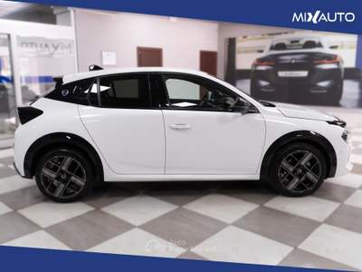 Lancia Ypsilon 1.2 MHEV LX 110CV E-DCT Bianco usata Latina