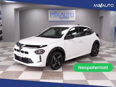 Lancia Ypsilon 1.2 MHEV LX 110CV E-DCT Bianco usata Latina