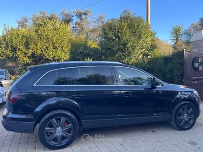 Audi Q7 3.0 V6 TDI 233CV AUTOCARRO Nero usata Conversano