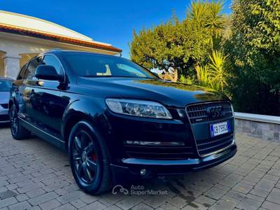 Audi Q7 3.0 V6 TDI 233CV AUTOCARRO Nero usata Conversano