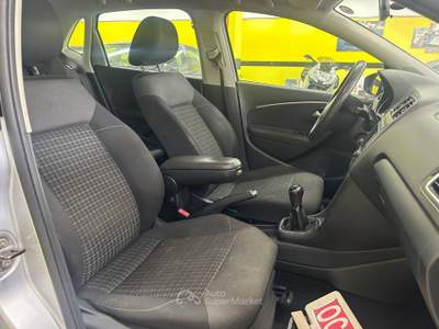 Volkswagen Polo OK NEOPATENTATI, CONSEGNA CON TAGLIANDO COMPLETO! PERFETTA! Argento usata Arezzo