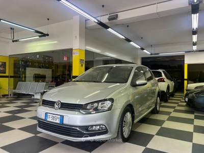 Volkswagen Polo OK NEOPATENTATI, CONSEGNA CON TAGLIANDO COMPLETO! PERFETTA! Argento usata Arezzo