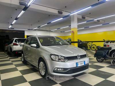 Volkswagen Polo OK NEOPATENTATI, CONSEGNA CON TAGLIANDO COMPLETO! PERFETTA! Argento usata Arezzo