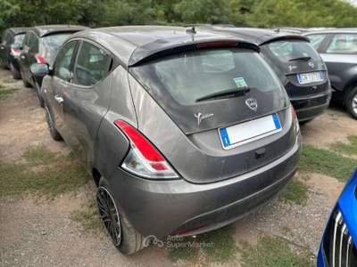 Lancia Ypsilon  - ypsilon 1.0 firefly hybrid gold s&s 70cv 5p.ti Grigio usata Roma