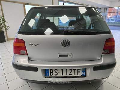 Volkswagen Golf cat 5 porte 75cv NEOPATENTATI Argento usata Rovigo